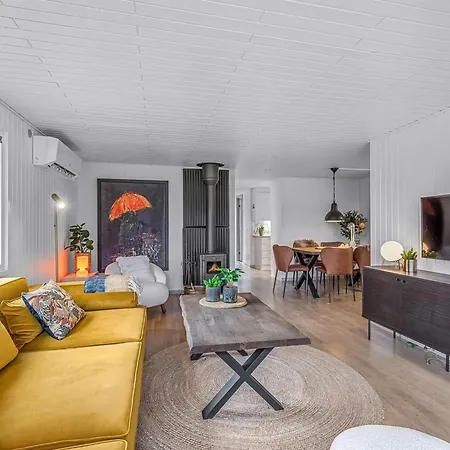 Nyaraló Heike - 700m To The Fjord By Interhome